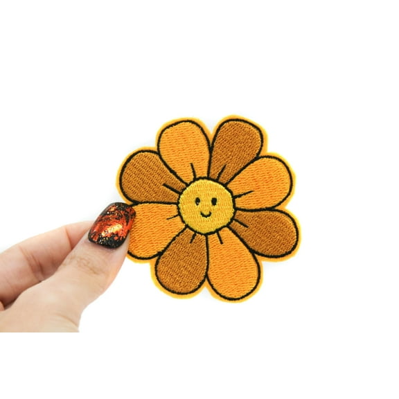 Retro Yellow Daisy Flower Iron On Embroidered Patch