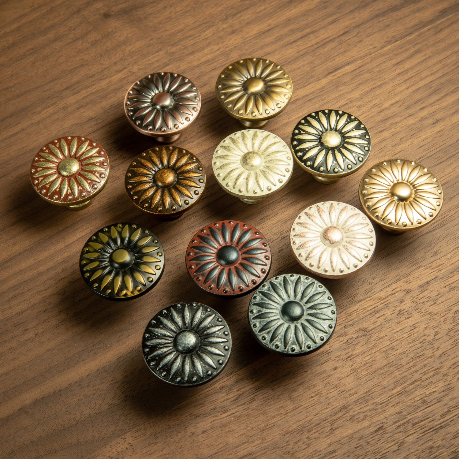 Goo-Ki Antique Brass Cabinet Drawer Knobs, Vintage Floral Medallion Design, Zinc Alloy Cabinet Handles for Dresser,Wardrobe,Cupboard, 6 Pack