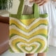 thumbnail image 4 of Bolso de mano de punto con diseño de corazón y masa trenzada para mujer, de lana tejida, cálido para el invierno, para hombro, 4 of 6