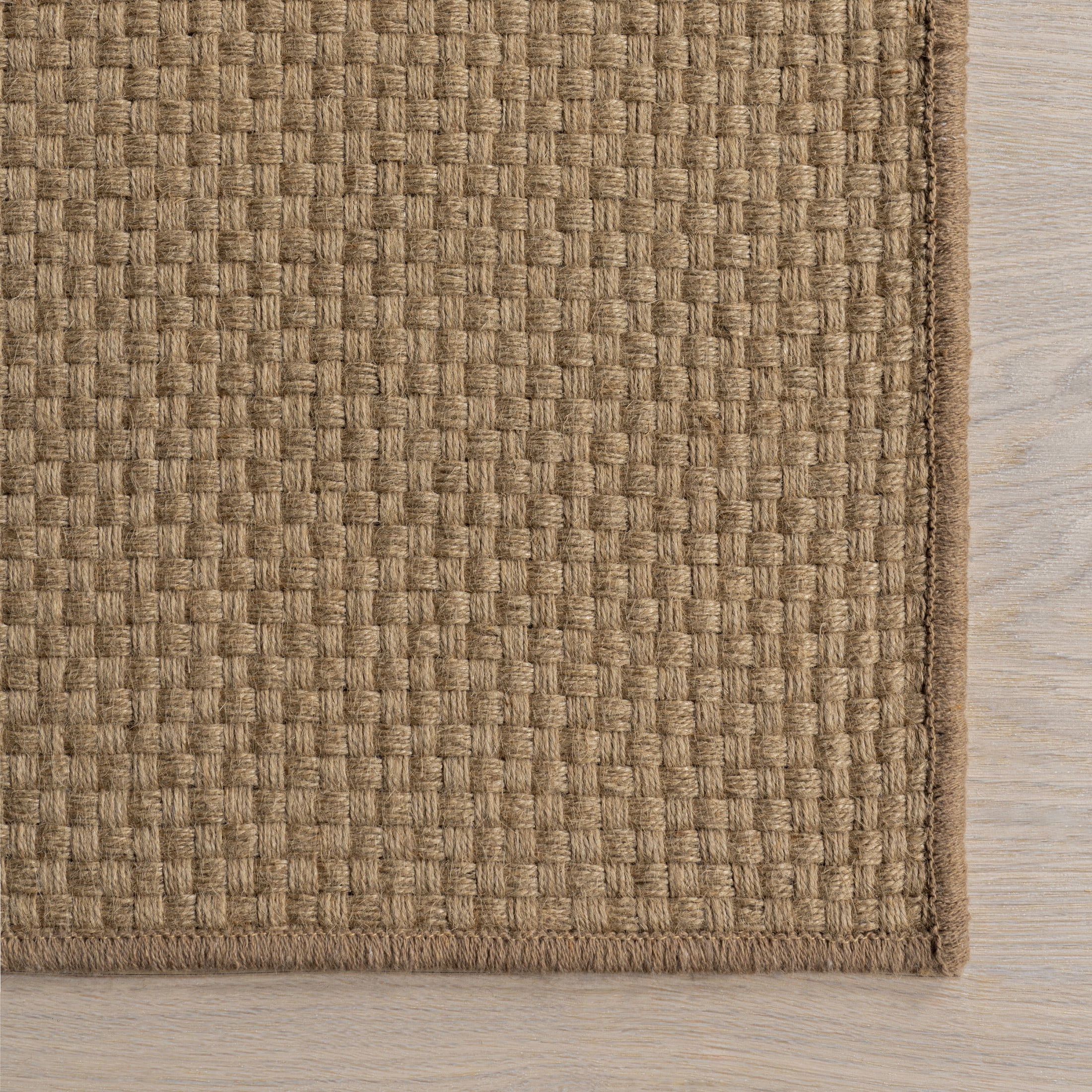 nuLOOM Ainara Solid Handmade Jute Area Rug, 6' x 9',  Natural