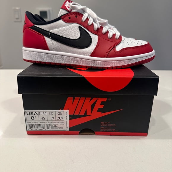 NIKE Nike Air Jordan 1 Low OG Chicago 8.5M USED - Walmart.ca