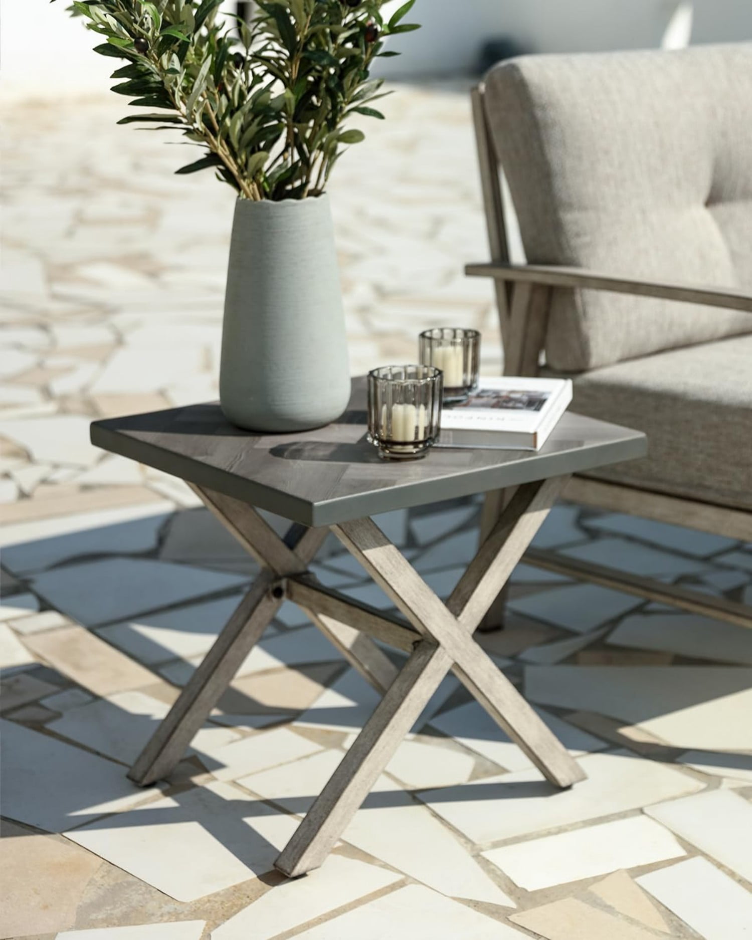 Aluminum Outdoor Side Table, Anti-Rust Square Patio End Table with Resin Top, Modern Weather-Resistant Outdoor Side Table for Yard, Garden, Poolside, Balcony, Porch, Dark Gray