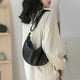 thumbnail image 2 of Bolso de hombro tipo mensajero de PU suave para estudiantes femeninas, bolso de hombro tipo mensajero de nicho, para otoño e invierno, que combina con todo, 2 of 5