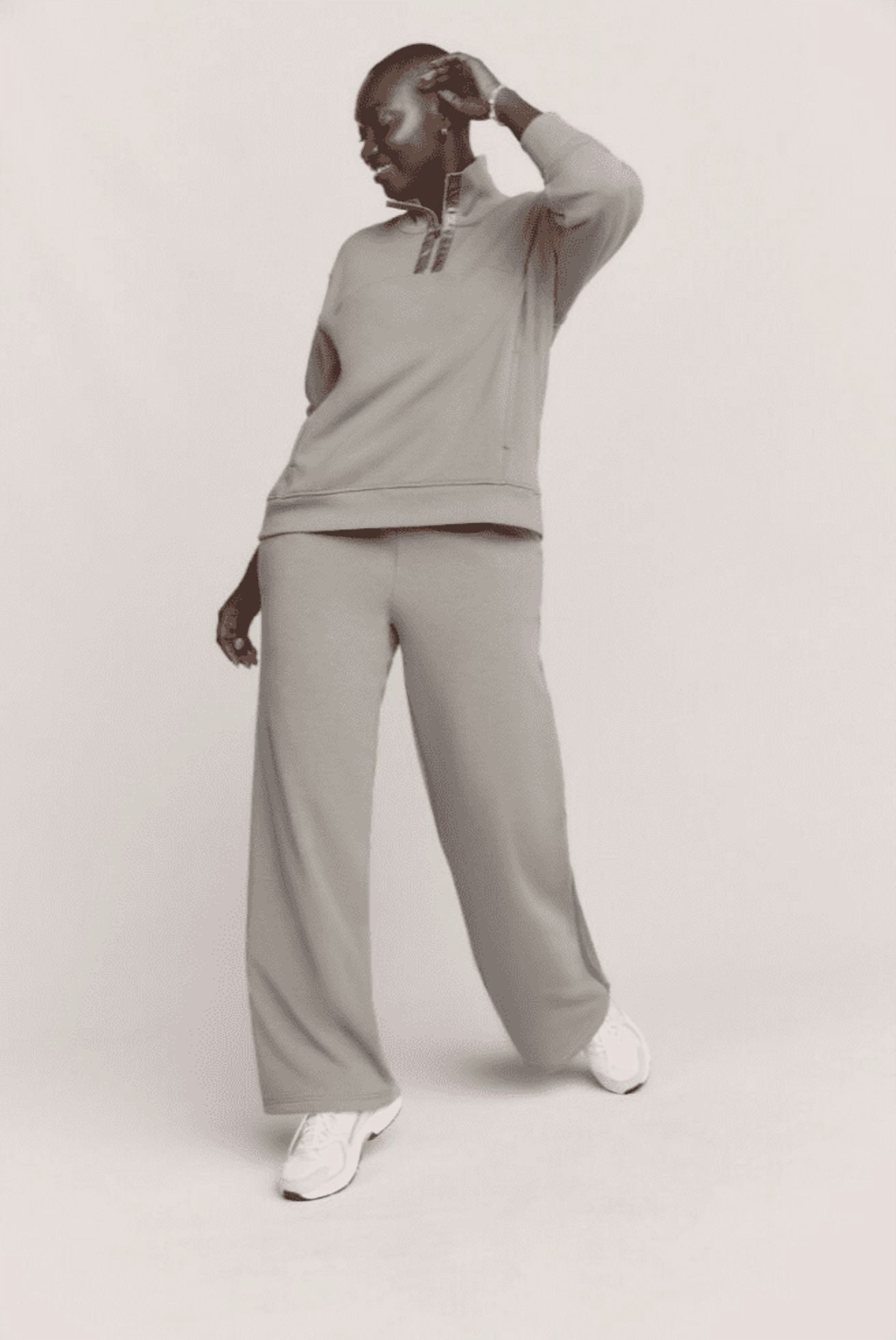Avia Women's and Women's Plus Fleece Sweatpants with Satin Trim, Sizes XS-4X