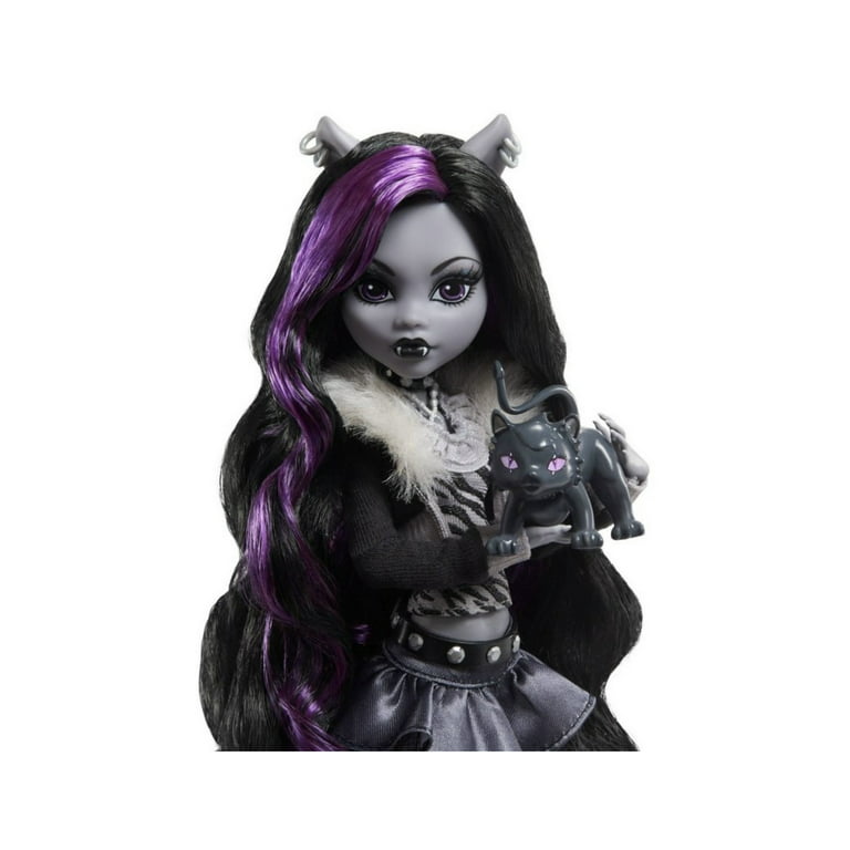 Monster High Reel Drama Clawdeen Doll - Black and White Clawdeen
