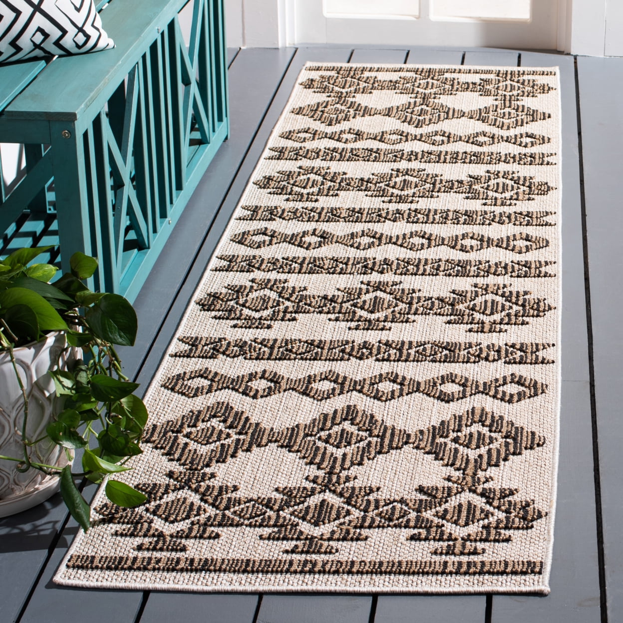 SAFAVIEH Global Caitriona Diamond Indoor/Outdoor Area Rug, Beige/Dark Beig, 8' x 10'
