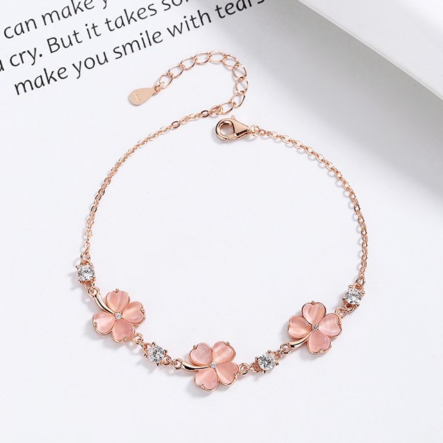 Collar de cadena cubana para mujer, collar de trébol de hip hop con incrustaciones de diamantes de imitación para mujer y niña TUNC Sencillez