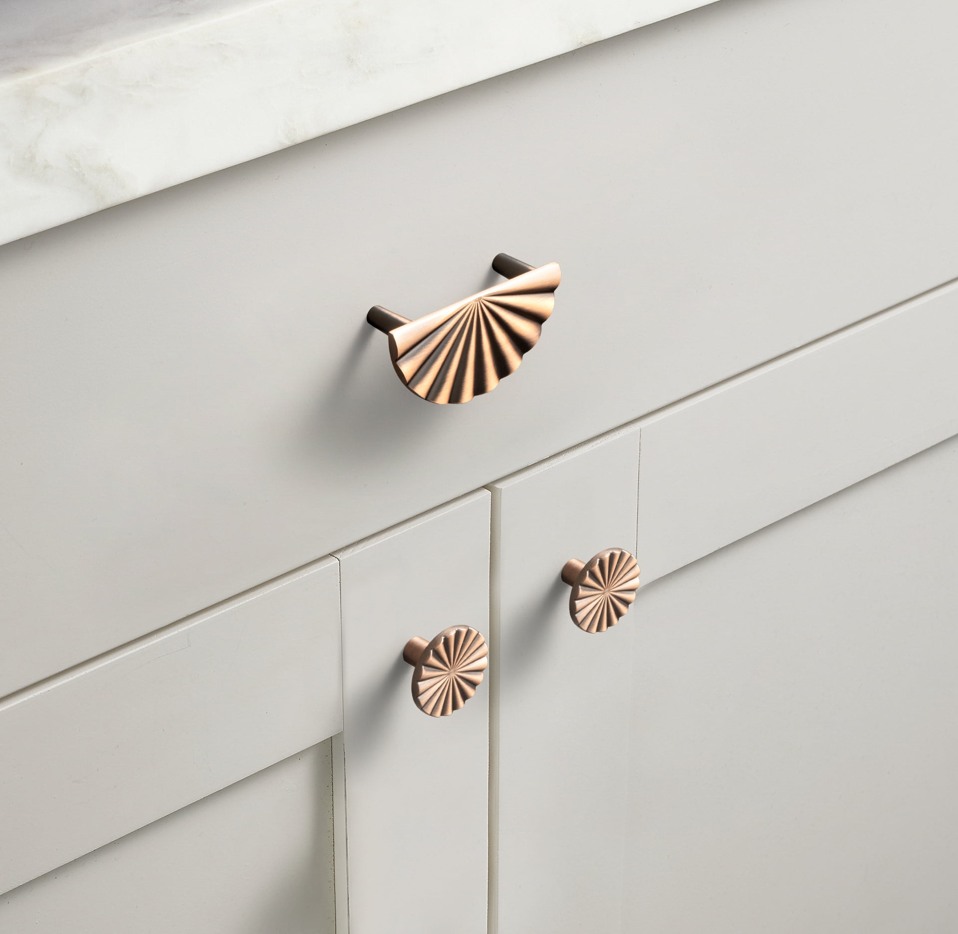 Goo-Ki 1.5"(38mm) Diameter Brushed Copper Kitchen Cabinet Knob, Closet Classic Zinc Alloy Drawer Knobs with Round Flower Design, 6 Pack