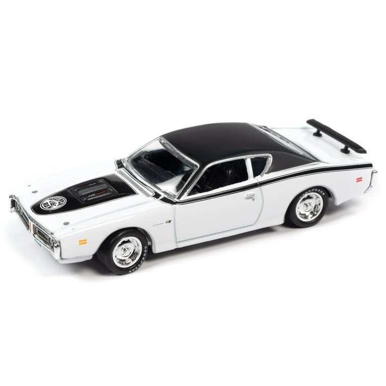 1971 Dodge Charger Super Bee White and 1971 Chevrolet Monte