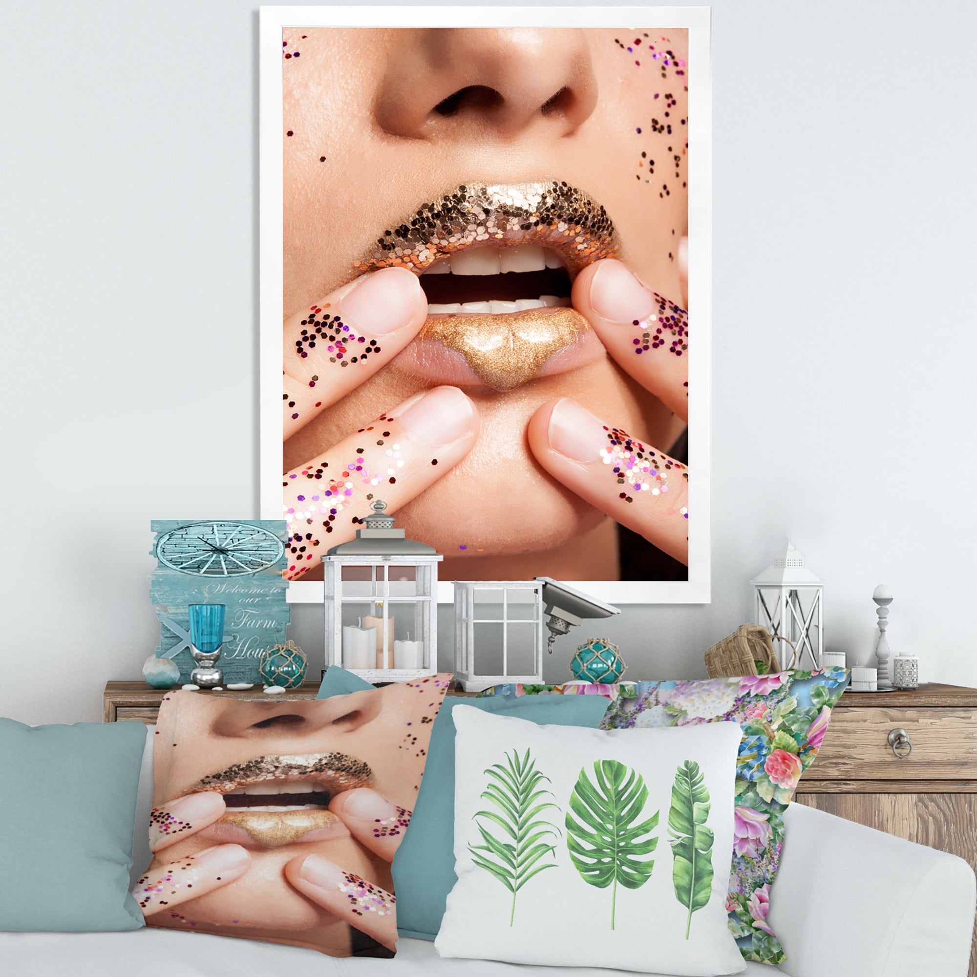 Designart 'Female With Golden Lips and Glitter On Her Hands' Modern Framed Art Print