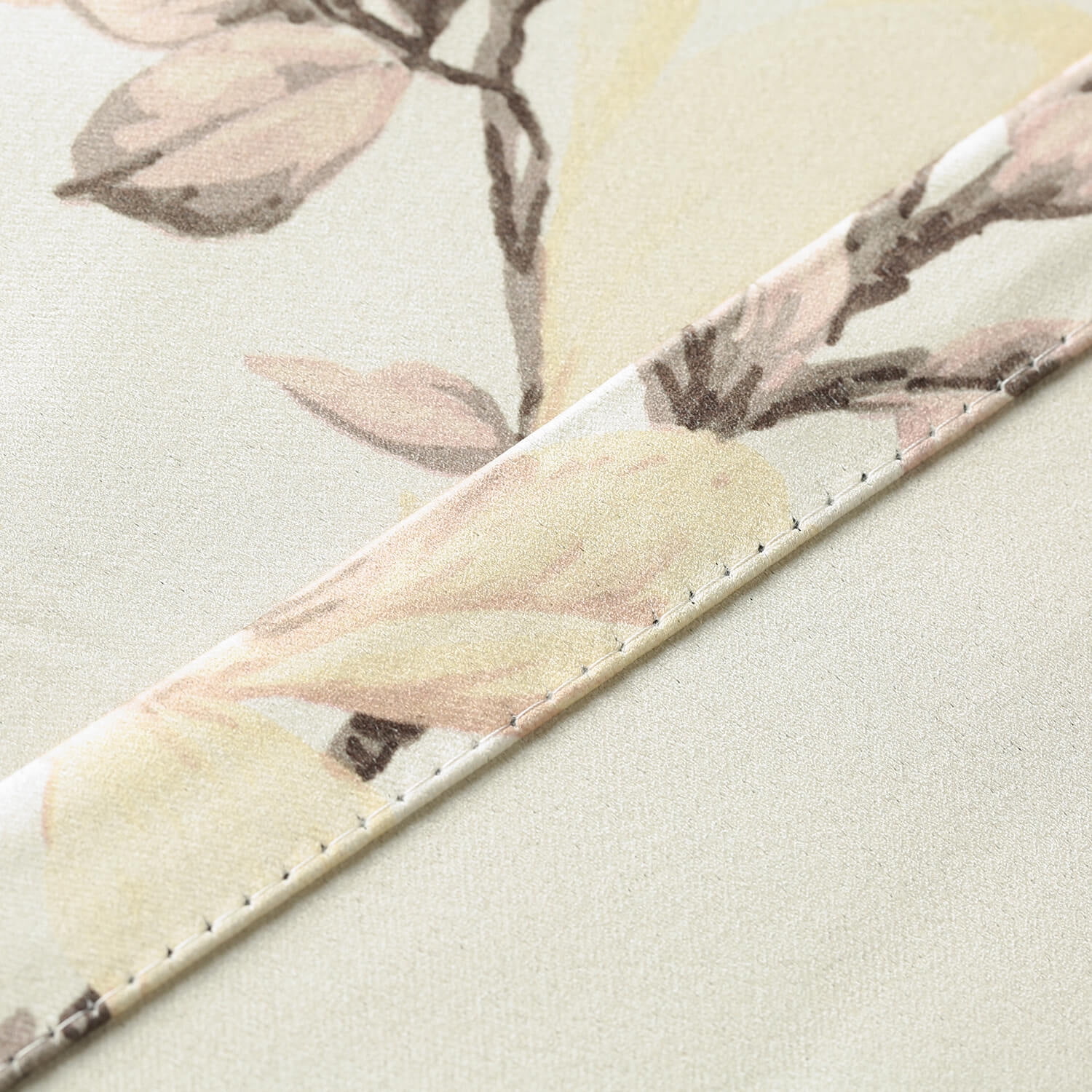 VOGOL Magnolia Flower Blackout Curtains for Bedroom, Grommet Thermal Insulated Room Darkening Curtains for Living Room Patio Door Window Drapes, 2 Panels, W52 x L63