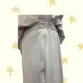 thumbnail image 3 of Conjunto quirurgico antifluido, 3 of 3