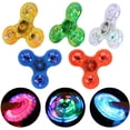 thumbnail image 1 of Fidget Spinner Led Light Up Fidget Toys para niños 5 piezas en 5 colores diferentes, 1 of 5