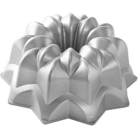 Vintage Barware - Nordic Ware Vintage Star Bundt Pan