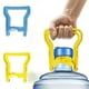 thumbnail image 1 of Asa para Levantar Botellas de Agua de 5 Galones | Portabotellas de Plástico Resistente con Resorte de Acero | Fácil de Levantar y Transportar para Garrafas de 3 a 5 Galones, 1 of 5