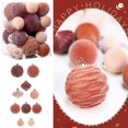 thumbnail image 4 of WAITLOVER 35 Piezas Adornos para Árbol de Navidad Bolas de Terciopelo, Juego de Adornos Colgantes de Bombillas de Navidad Inastillables de Felpa, Adornos Decorativos de Navidad, 4 of 7