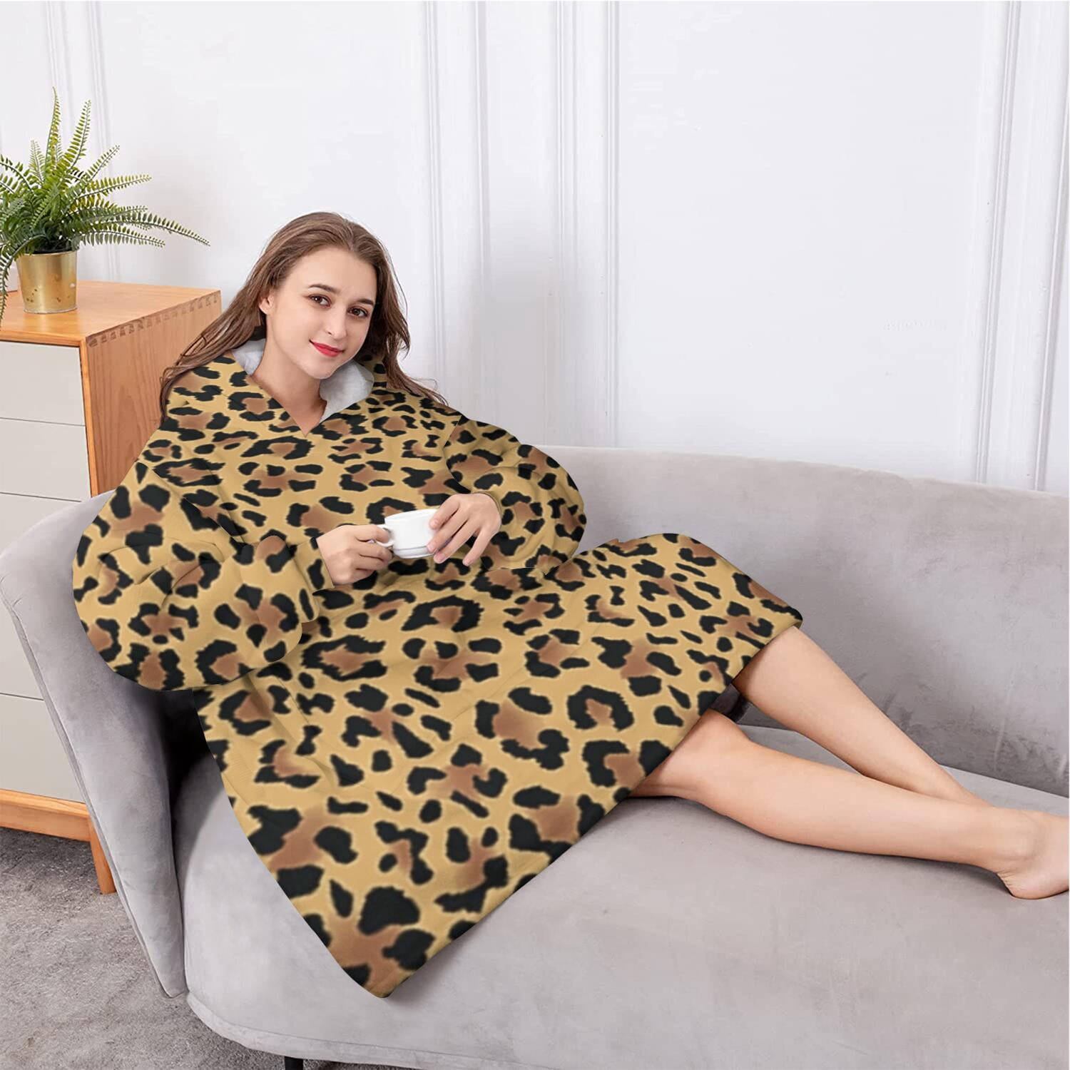 Oversized Wearable Blanket Hoodie,Brown and Black Leopard Print Sherpa Blanket Hoodie with Super Pockets,Super Warm Fuzzy Pullover for Women & Men