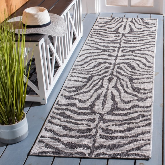 SAFAVIEH Courtyard Gerald Animal Indoor/Outdoor Runner Rug, Grey/Black, 2'3" x 8'