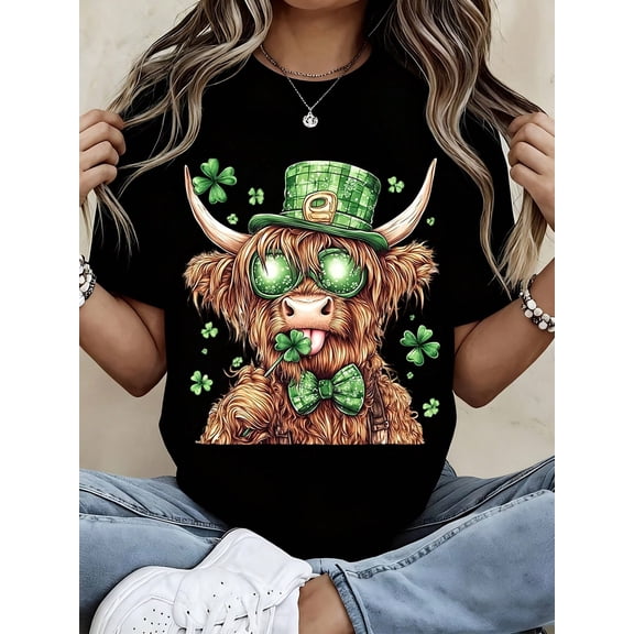 Funny Highland Cow St. Patrick's Day Women's Graphic Novelty T-Shirt