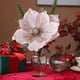 thumbnail image 4 of Decoraciones navideñas, adornos navideños, regalos de Navidad. Flor de magnolia navideña de 24 cm con efecto nevado. Decoración navideña de tela de alta calidad. Flor artificial., 4 of 6