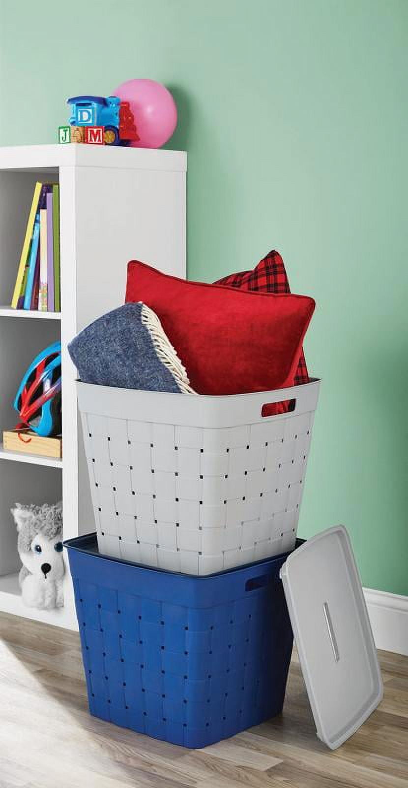 Your Zone Child and Teen Plastic Wide Weave Gray Stacking Storage Bin with Lid, 4 Pack