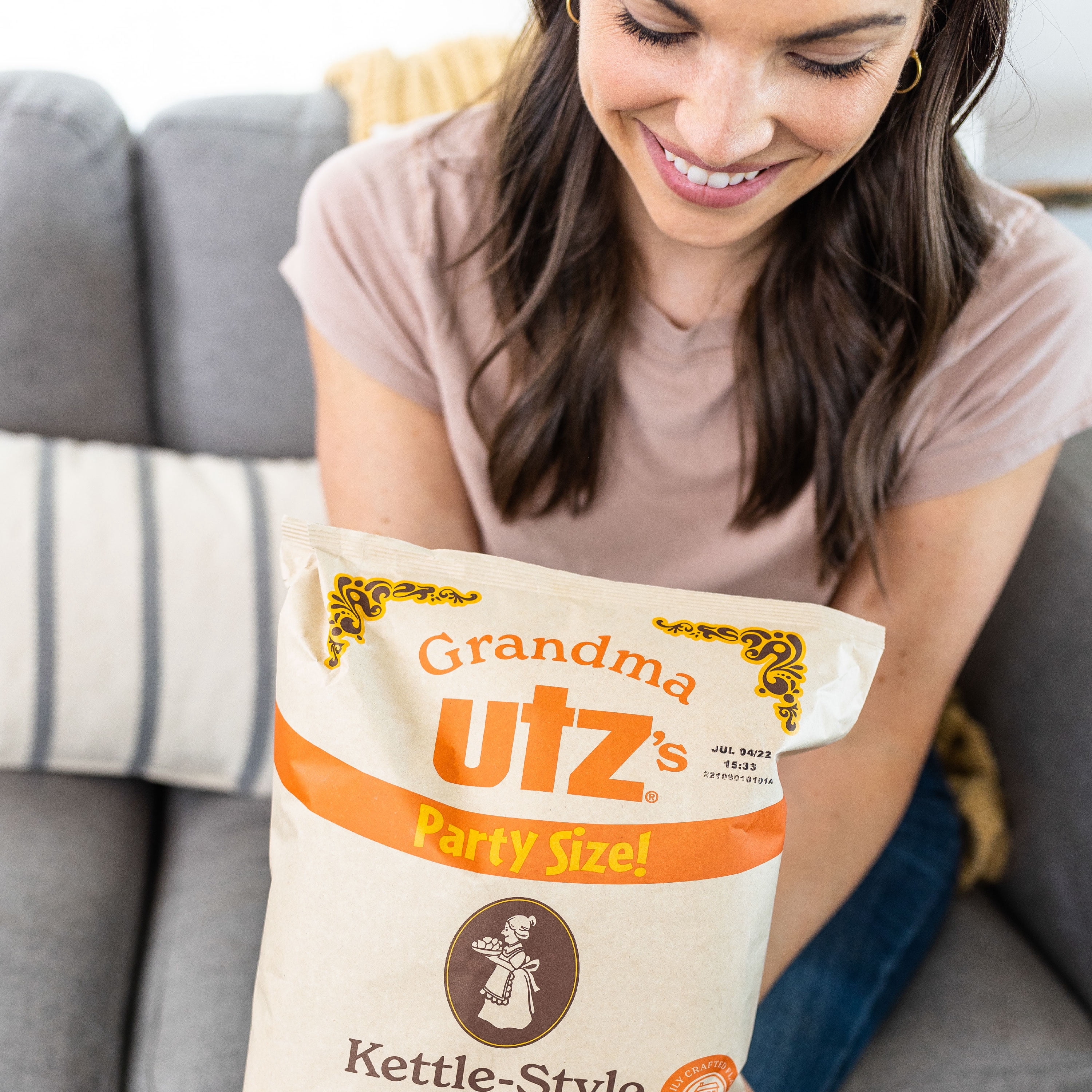 (4 pack) Utz Grandma Utz's Kettle-Style Original Potato Chips, 8 oz