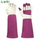 thumbnail image 2 of Guantes largos de jardinería hechos de piel sintética resistente al desgaste y al calor., 2 of 6