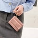 thumbnail image 4 of Mini bolso informal para mujer, pequeño, ligero, monedero, tarjetero, cartera compacta, estilo sobre rojo | Material transpirable, ideal para todo tipo de clima | Ideal para viajes, trabajo,, 4 of 6