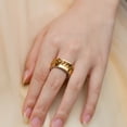 thumbnail image 4 of Anillo de acero inoxidable con taladro adhesivo lateral de moda europea y americana, anillo de lujo atmosférico de cara ancha con diamantes para hombres y mujeres, 4 of 5
