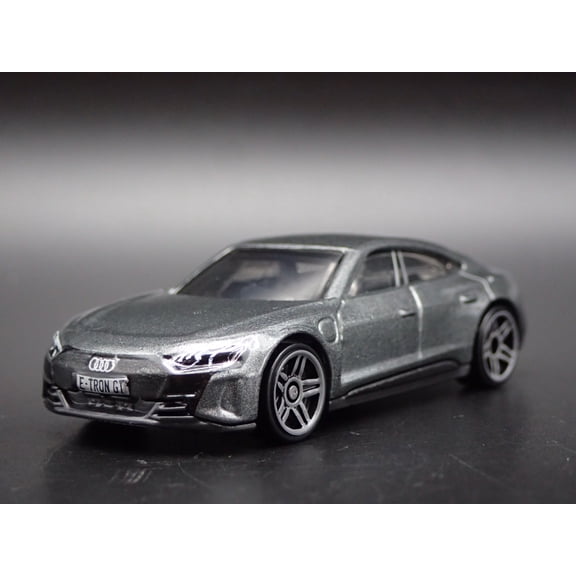 Open Box 2021-2025 AUDI RS E TRON GT GRAY 1:64 SCALE COLLECTIBLE DIECAST MODEL CAR