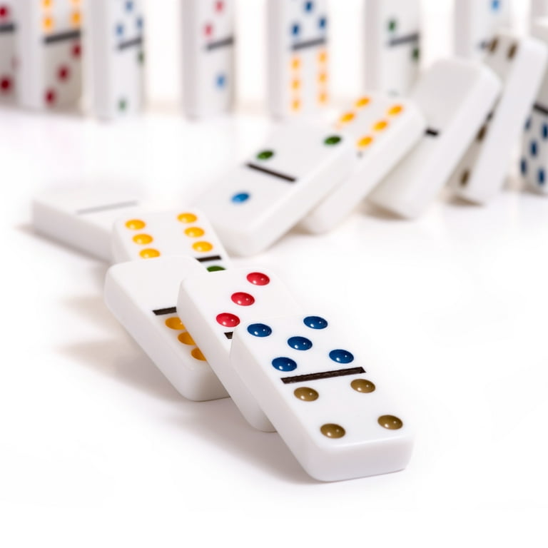 Games You Can Play with a Set of Dominoes - MexicanTrainFun