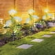 thumbnail image 5 of pstuiky Lámpara de pie con forma de flor artificial bordada de tres cabezas con energía solar para decoración de patios y jardines., 5 of 5