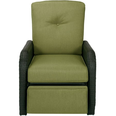 Hanover Strathmere Wicker and Steel Outdoor Patio Lounge Chair, Cilantro Green