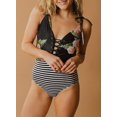 thumbnail image 2 of Maillot de Bain à Manches Courtes à Manches Courtes et à Imprimé Floral pour Femmes, 2 of 6