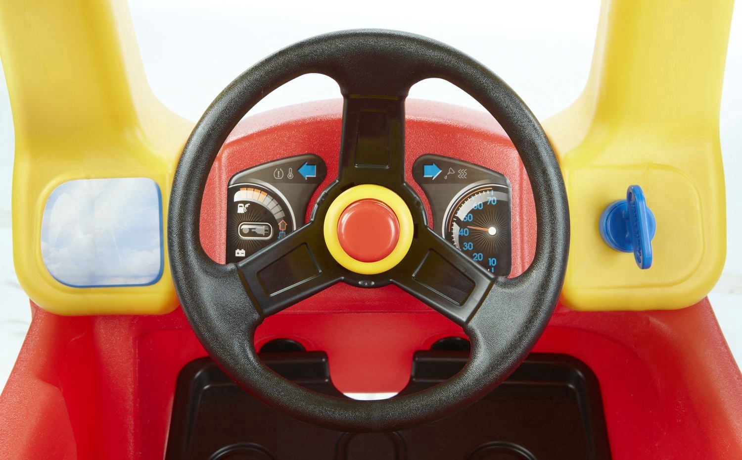 Little Tikes Cozy Coupe Ride-On Toy
