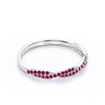 thumbnail image 4 of JeenMata Alianza de Boda de Oro Blanco de 18 K sobre Plata con Pavé de Rubíes y Piedra Natal de Julio de 0,25 Quilates con Forma Redonda y Estilo Infinito, 4 of 6