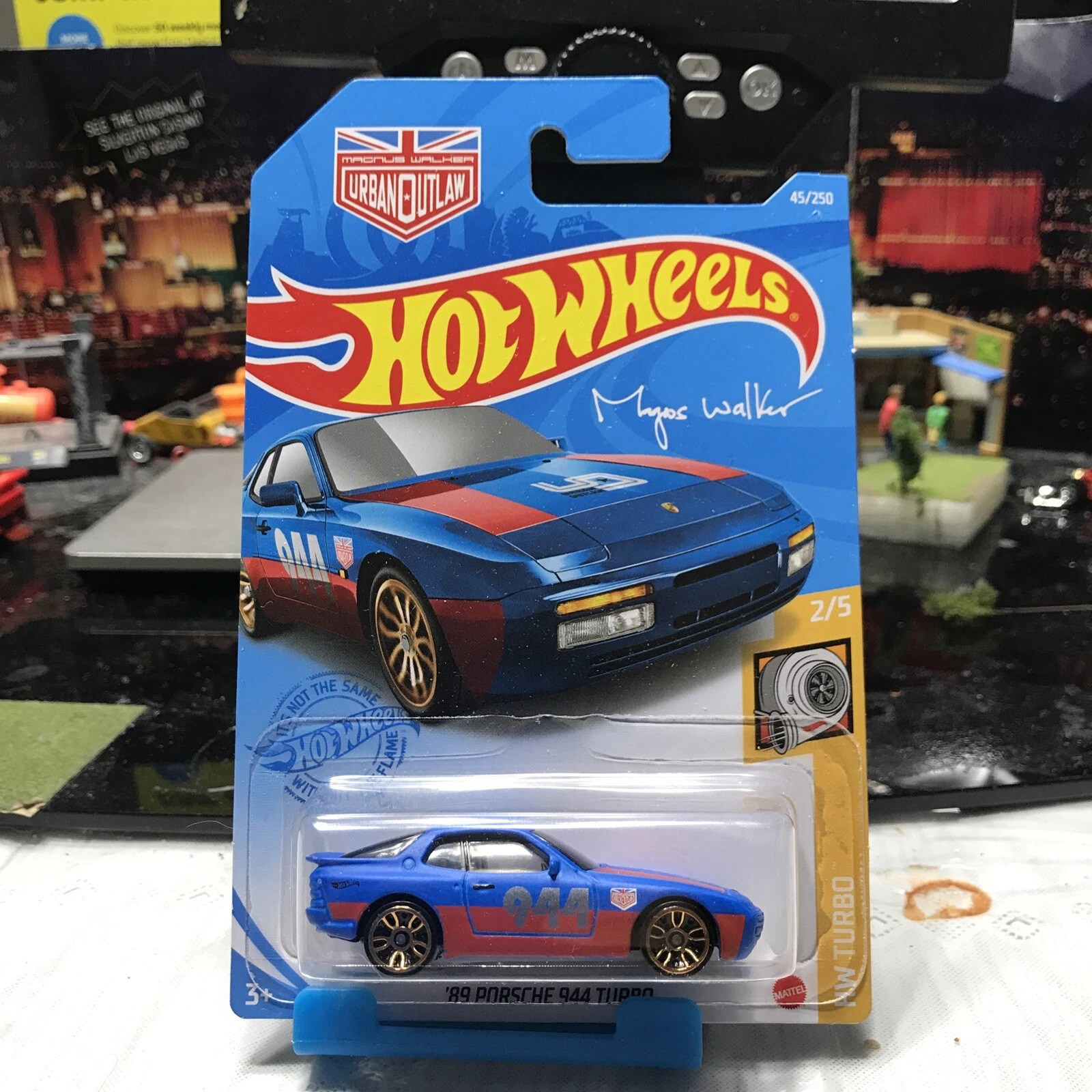 Hot Wheels RLC Exclusive 1986 Porsche 959 Gulf blue - Walmart.com
