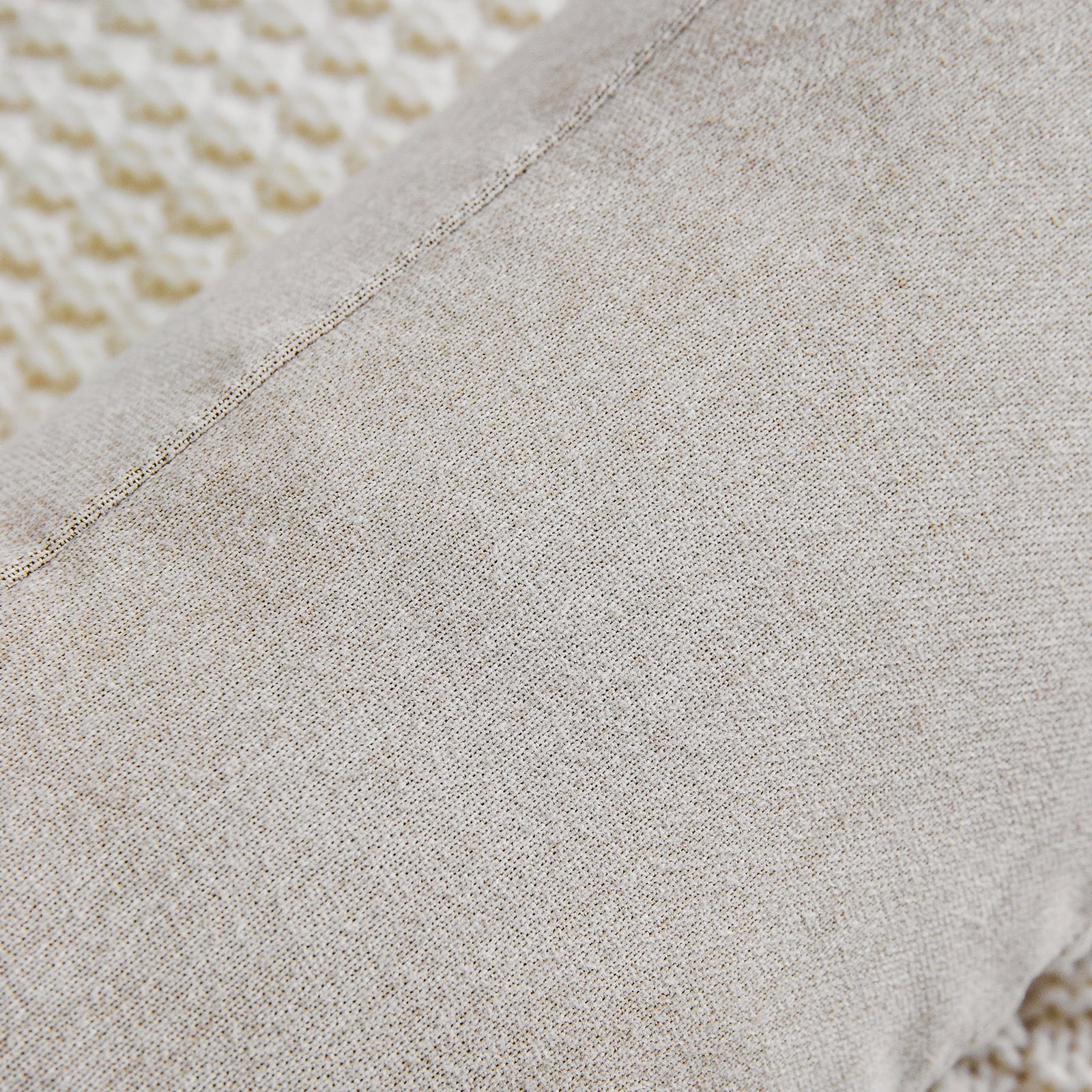 GLORY SEASON Buckwheat Neck Support Adjustable Pillow,Neck Pain Relief Round Pillows for Lunch Break 6x15in