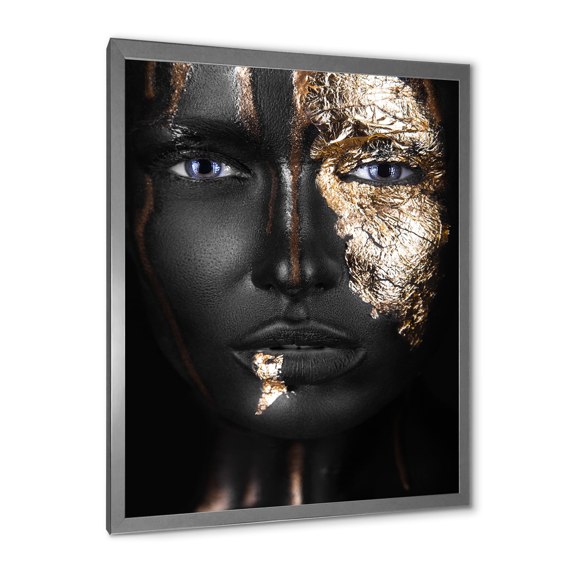 Designart 'Portrait of A African American Girl with Gold Makeup' Modern Framed Art Print