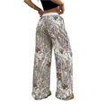 thumbnail image 4 of Pantalones harem informales elásticos de pierna ancha con cintura y estampado de camuflaje de hoja de arce for mujer, 4 of 5