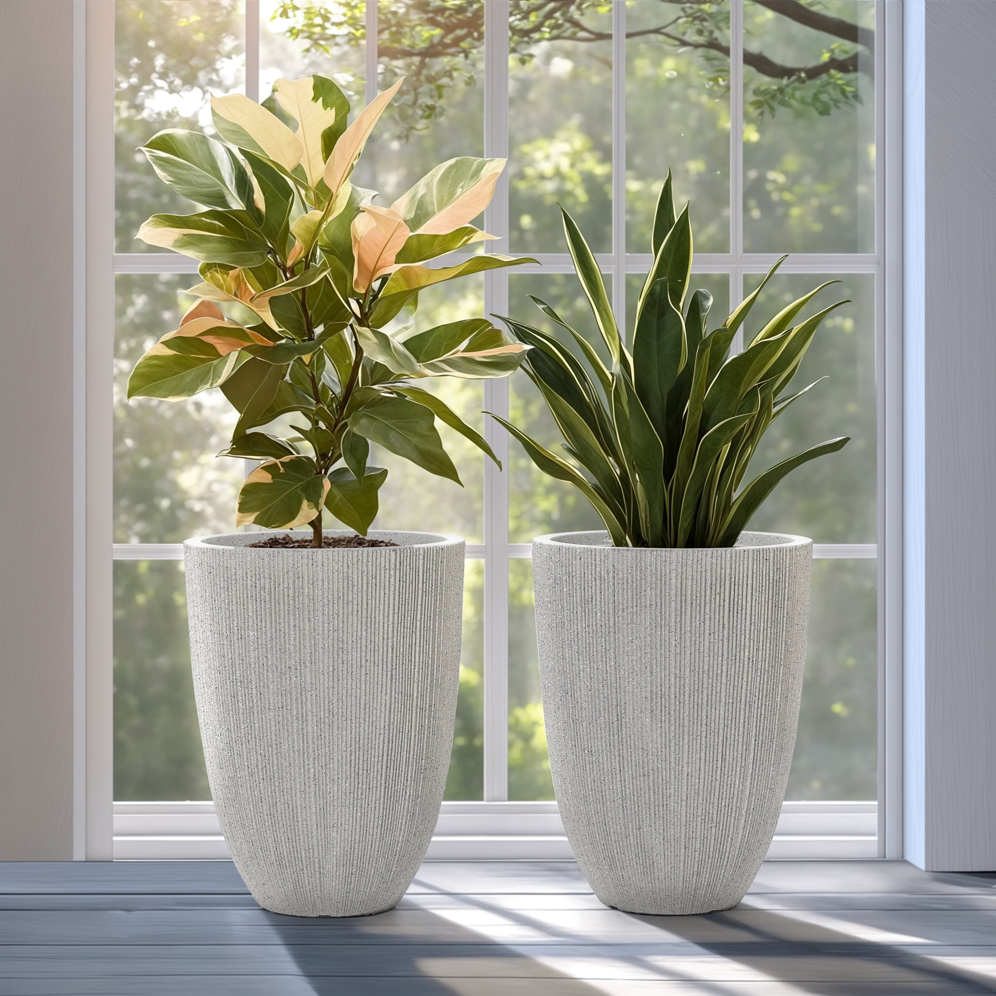 LuxenHome 2-Piece Mediterranean Beige Tall Tapered Round Plastic Planters Set