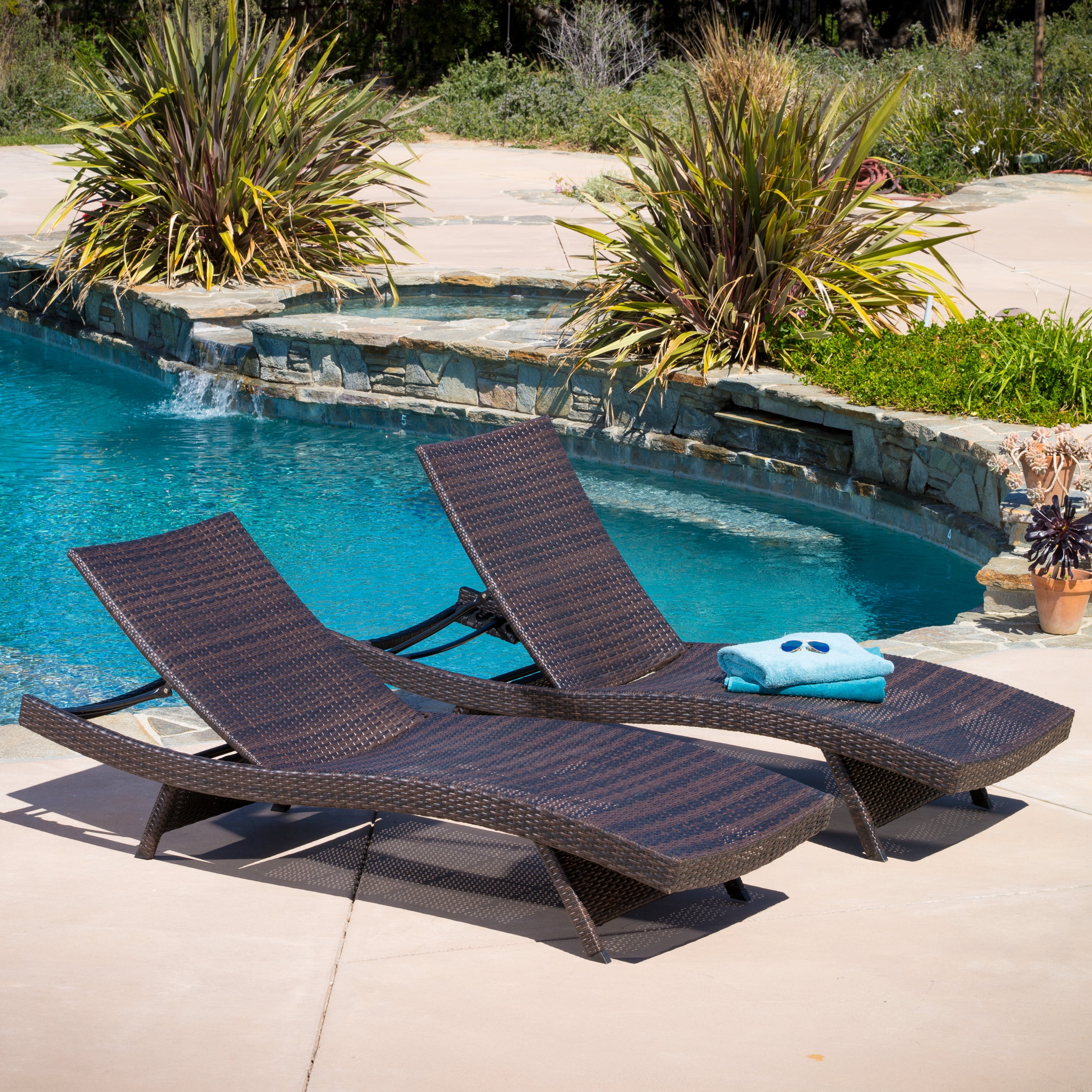 Hamlin Outdoor Brown Wicker Chaise, Pool Chaise Lounge Chairs Set Of 2