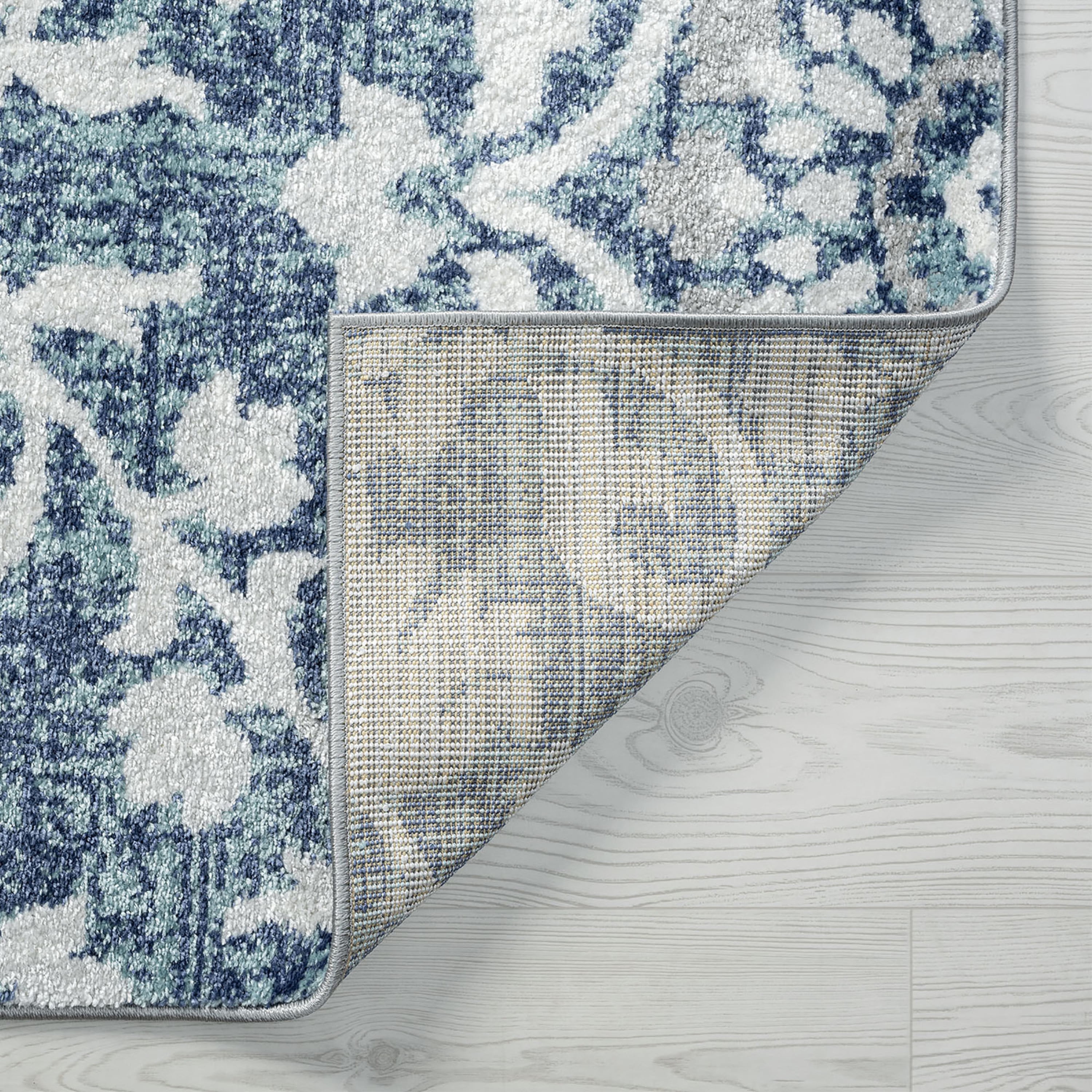 Transitional 4x6 Area Rug (4' x 5'3'') Floral Blue, Blue Indoor Rectangle Easy to Clean