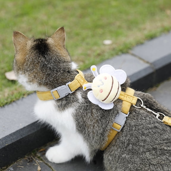 mdesiwst Little Bee Cat Harness Adjustable Kitten Harness with Leash Cute Bee Cat Harness for Kittens Adult Cats Safe Outdoor Walks