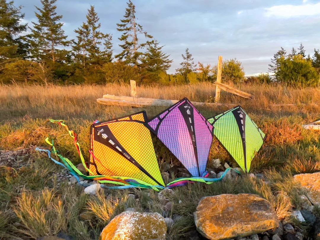 Prism Vertex Diamond Kite (Aurora)