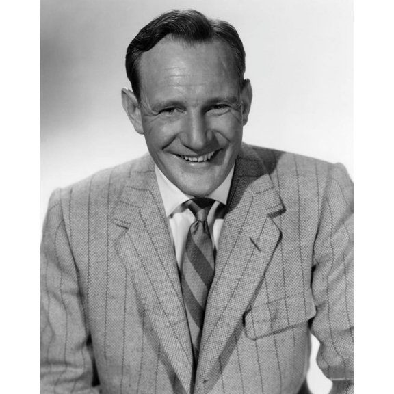 April In Portugal Trevor Howard 1954 Photo Print (8 x 10)