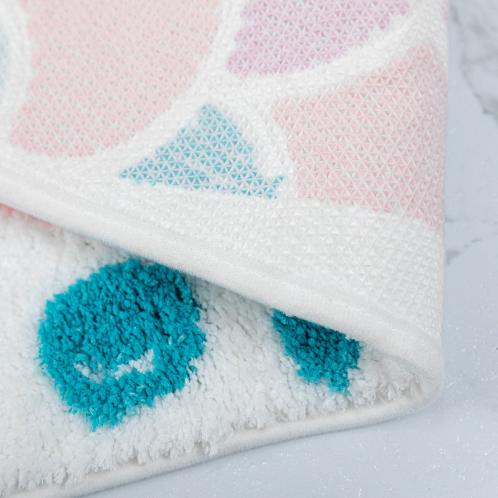 yingda1992 Mermaid Bath Mat Cute Pink Ocean Fish Scales Tail Shape Non-Slip Bathroom Rugs Absorbent Shower Bathtub Carpet 39.4x23.6in