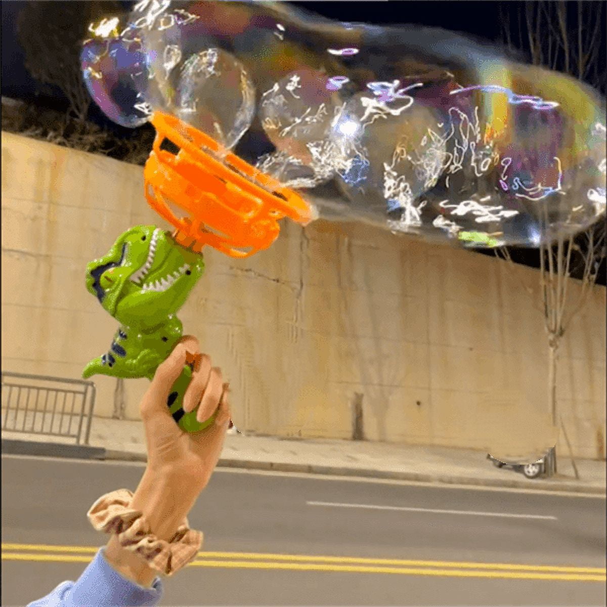 Bubble Machine Dinosaur Bubble Blower Toy for Kids and Toddlers Party Favors Birthday for 3+Years Old Boys and Girls