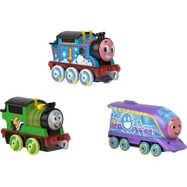 Thomas & Friends Toy Train Play Vehicle 3-Pack, Color Changers, Thomas, Percy and Kana Engines