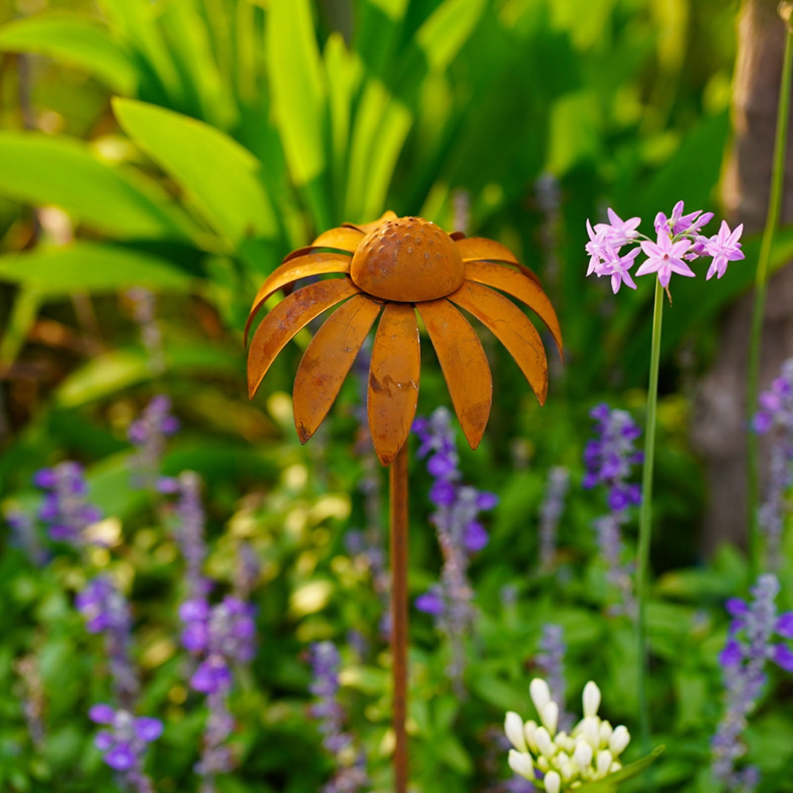 Aged Finish Iron Echinacea Coneflower Garden Stake Decorative Plant Sculpture for Patios Landscape